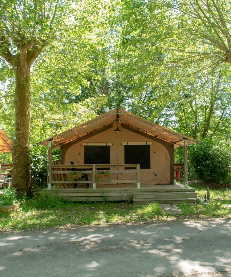 Camping L'Ilot Du Chail Sansais Exterior foto